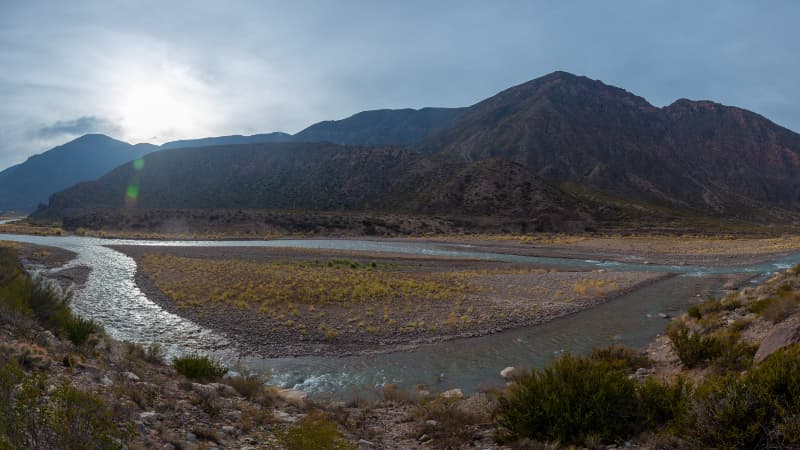 Río Mendoza: encuestan a productores vitícolas para conocer sobre el riego